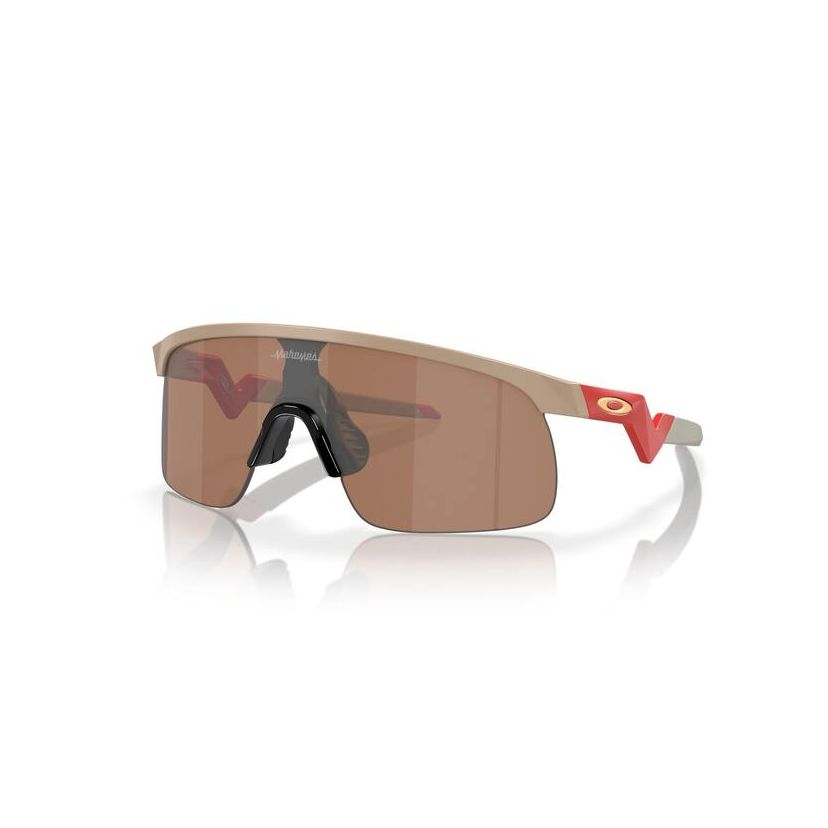 Lunettes de soleil Oakley RESISTOR MATTE TERRAIN TAN PRIZM TUNGSTEN