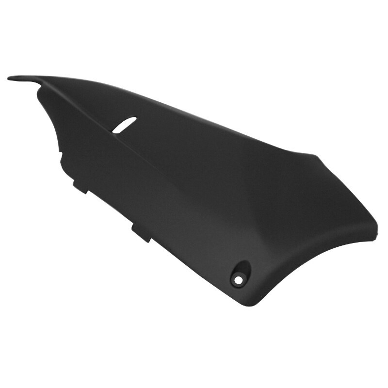 Bas de carénage P2R CARENAGE-BAS DE CAISSE MAXISCOOTER ADAPTABLE YAMAHA 500 TMAX 2001+2007 NOIR MAT DROIT -P2R-
