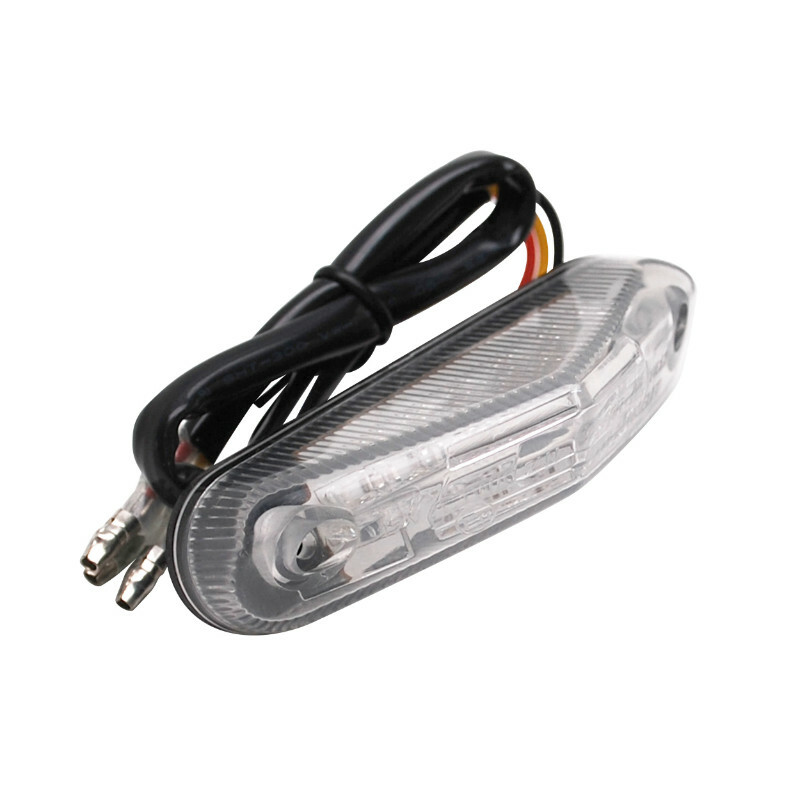 Feux arrière Replay FEU 50 A BOITE - MOTO TRIANGLE TRANSPARENT LEDS PLAQUE 9 Lg830xL37xH20mm HOMOLOGUE CE