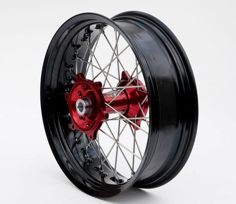Roue RFX arrière complète Race SM 17x4,50