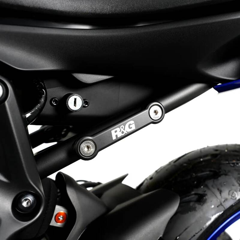Kit suppression repose pieds R&G Racing Cache-orifices arrière argent