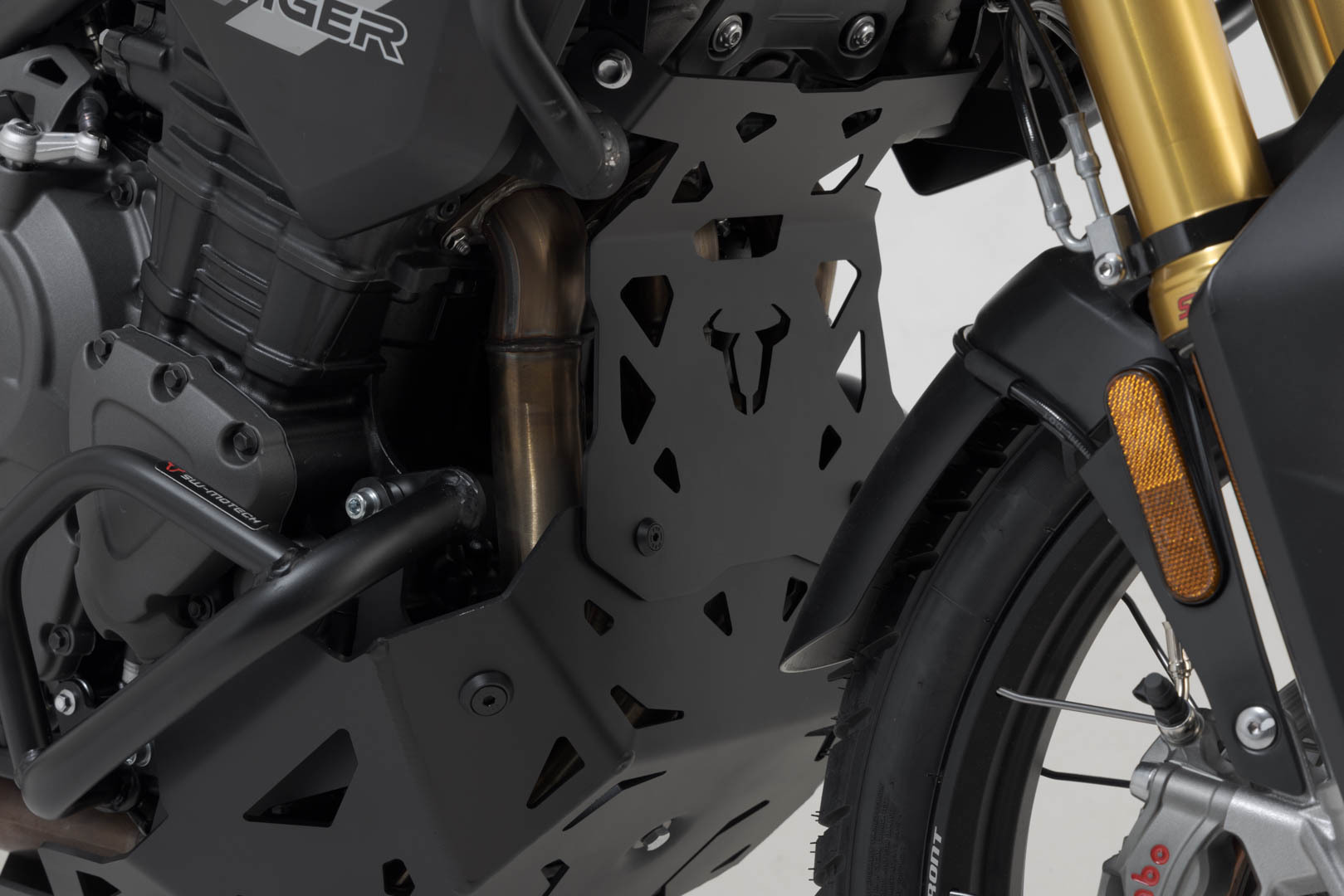 Sabot moteur SW-MOTECH Extension avant - Noir
