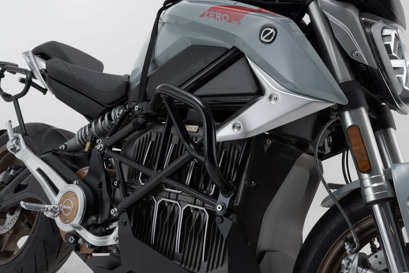 Pare-carter SW-MOTECH Crash bar - Noir