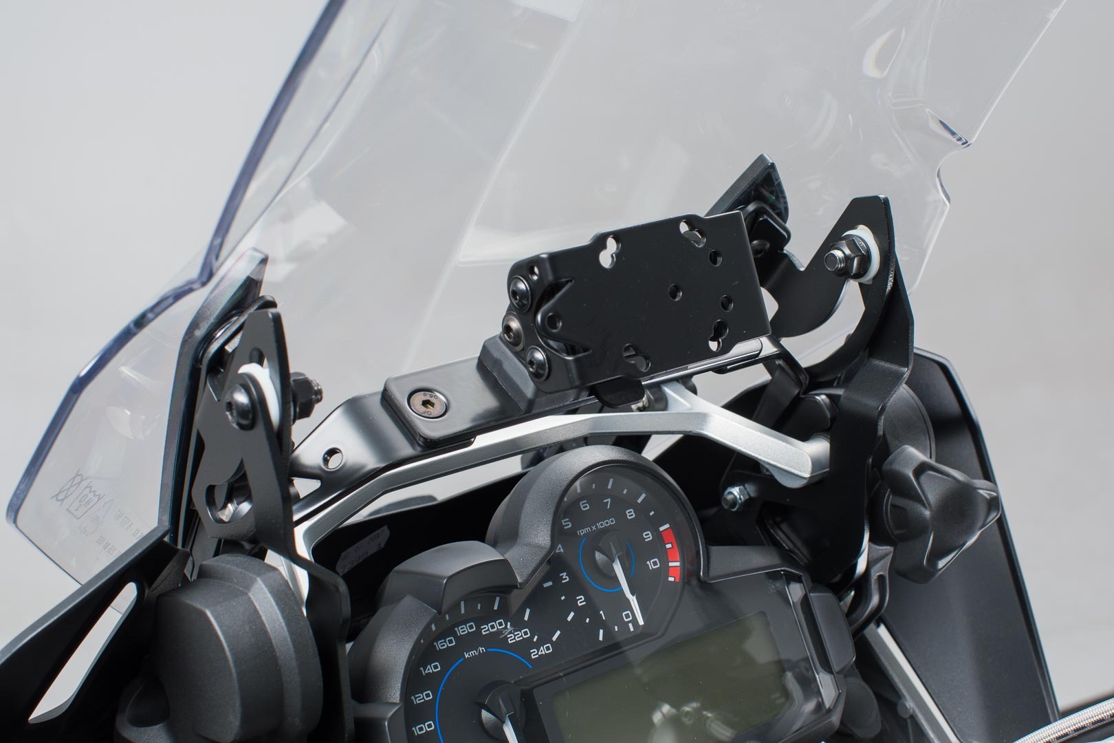 Protection SW-MOTECH Renfort de pare-brise - Noir