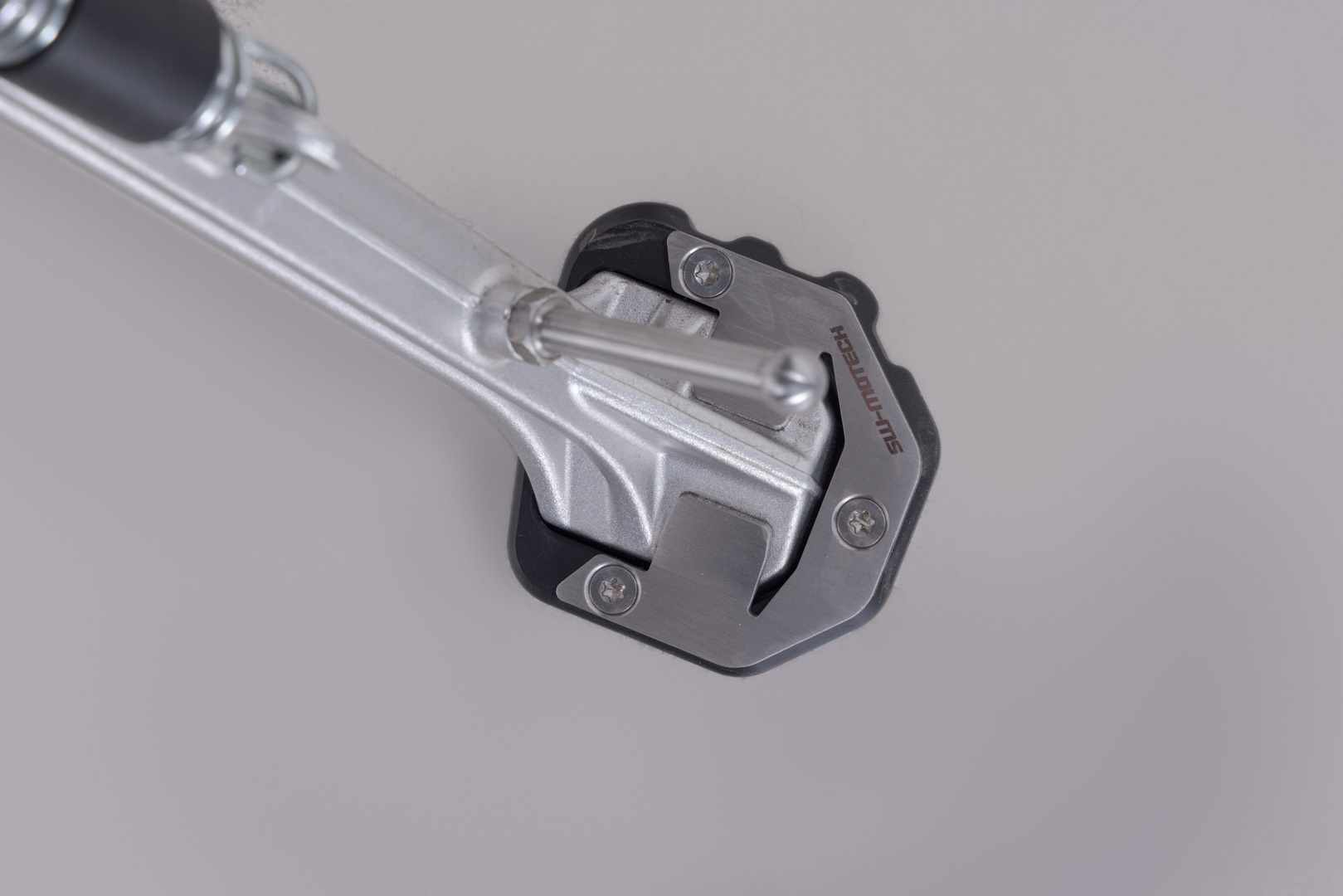 SWMOTECH Extension de béquille SW-MOTECH Latérale - Noir/Argent — noir et argent