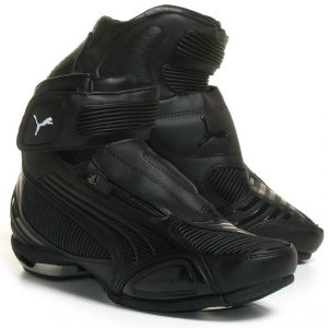 https://media.motoblouz.com/images/catalogue/pres/pres_Bottes-Route-Puma-TESTA-STRETTA-11.jpg