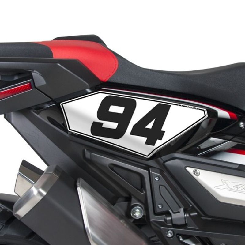 Plaques latérales Barracuda kit complet (support et Plaques numéro)